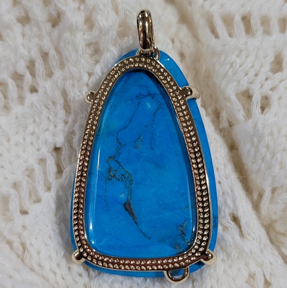 Custom Kendra Scott Stone with Pendant Howlite - Picture 5 of 9